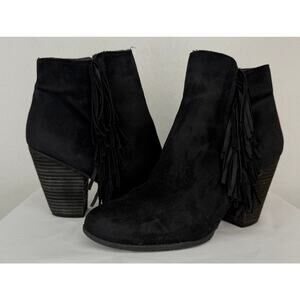 Vince Camuto Hayzee Black Fringed Western Suede Leather Almond Toe Ankle Boots 9